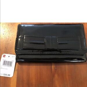 MUNDI Black Patent Flap Organizer WALLET CLUTCH NWT